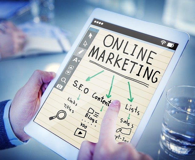From Novice to Expert: Navigating the Essentials of Digital Marketing for Career Growth